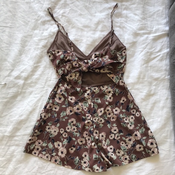 Romper - Picture 2 of 2